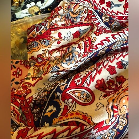 MISSLOOK Red and White Paisley Wide-Leg Pants - Picture 6 of 7